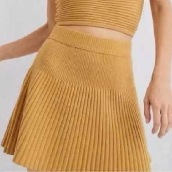 Aerie Two-Piece Ribbed Set - Picture 2 of 10